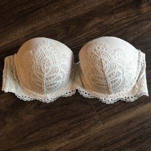 Victoria’s Secret Lace strapless bra